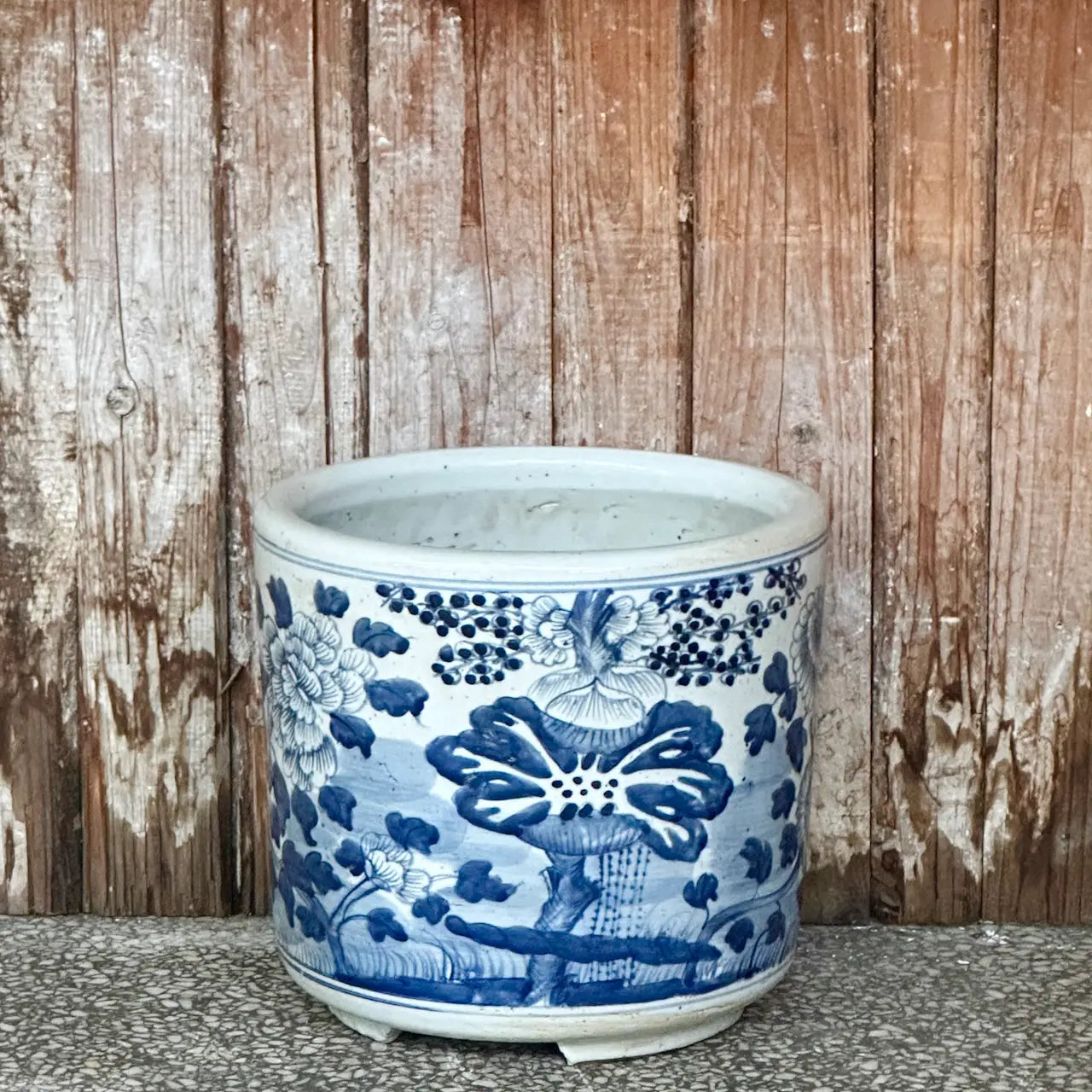 BW Porcelain Four Seasons Footed Cachepot
