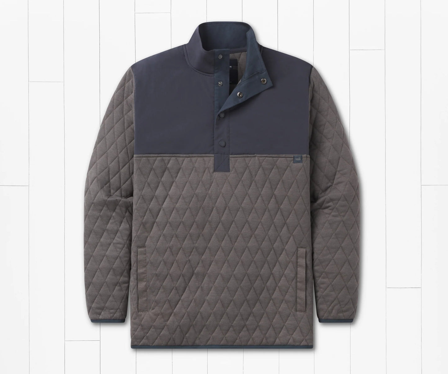 Bighorn Quilted Pullover Dark Gray