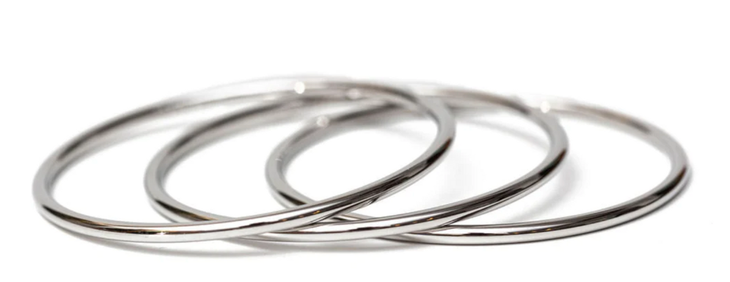 Sterling Silver Luxe Bangle M/L