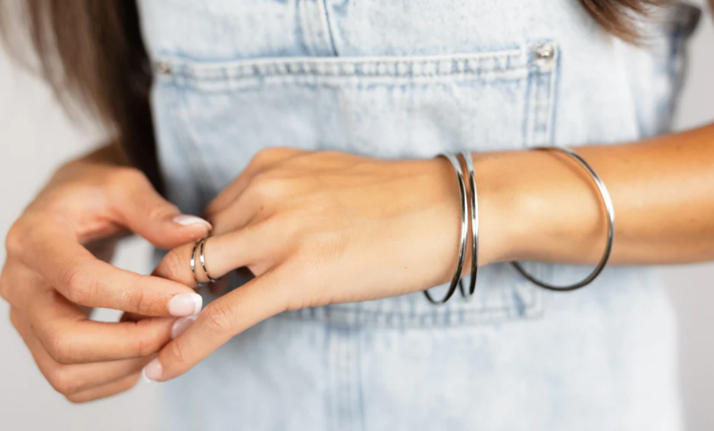 Sterling Silver Luxe Bangle M/L