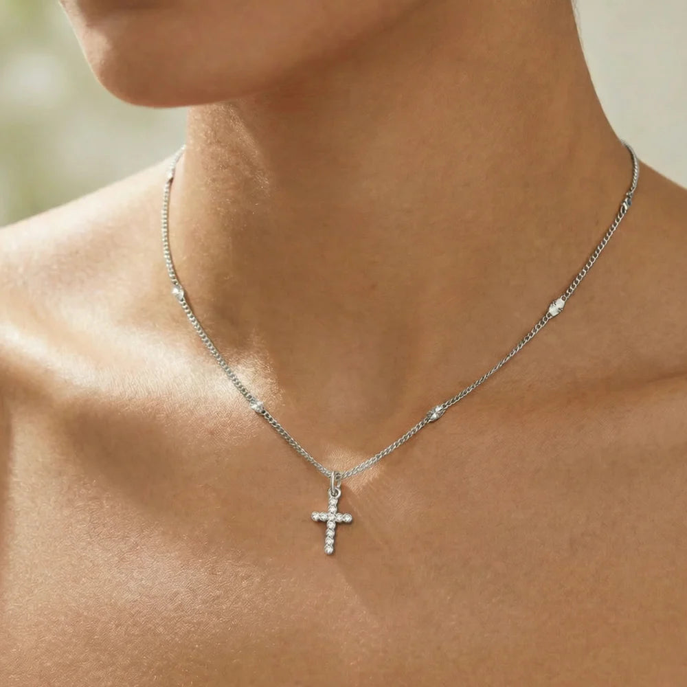 Frankie Mini Cross Necklace Silver