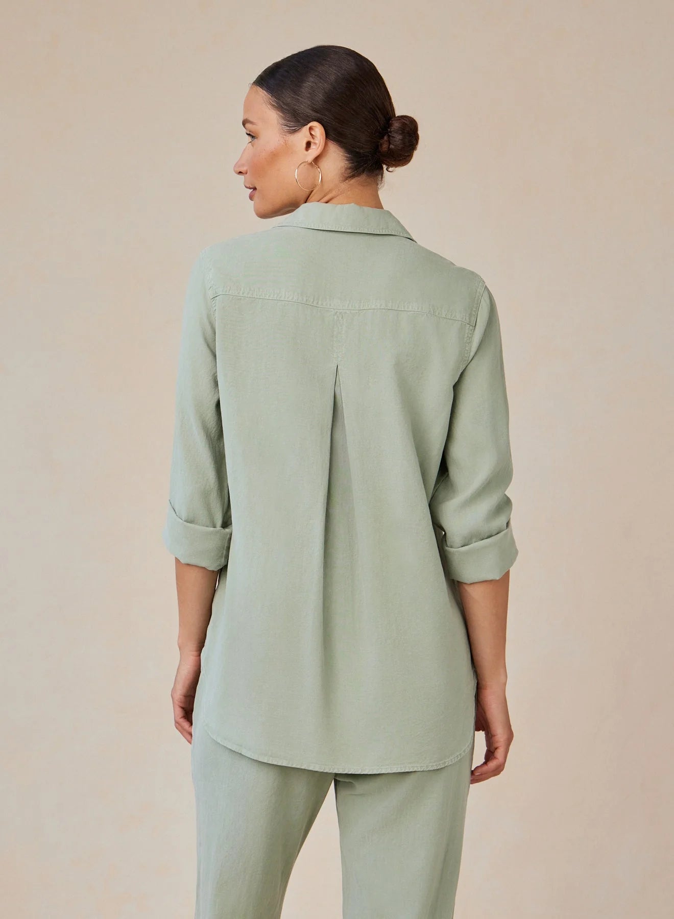 Shirt Tail Button Down Olive Grove