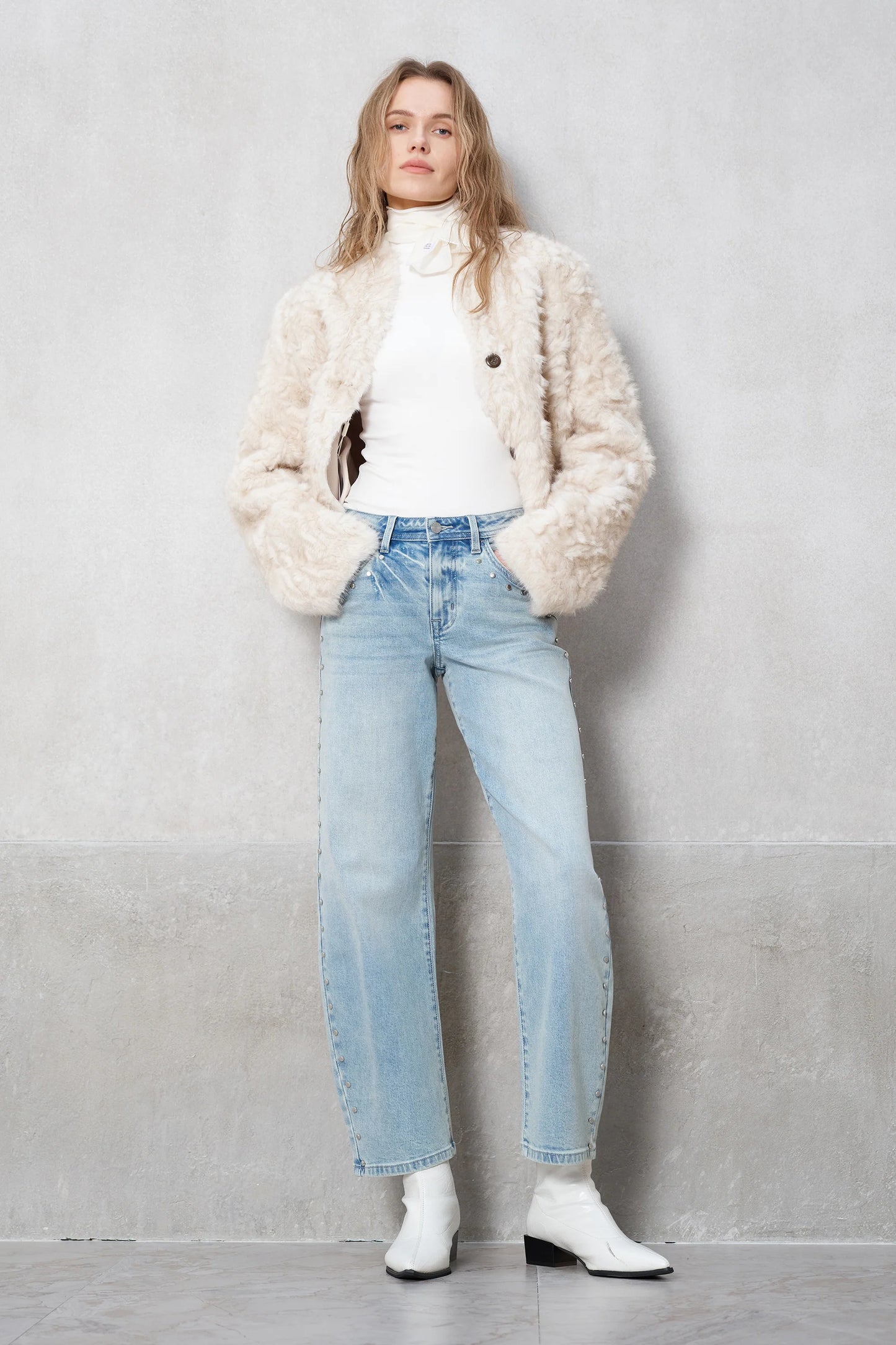 Mid Rise Ankle Studded Barrel Leg Jeans Luminary