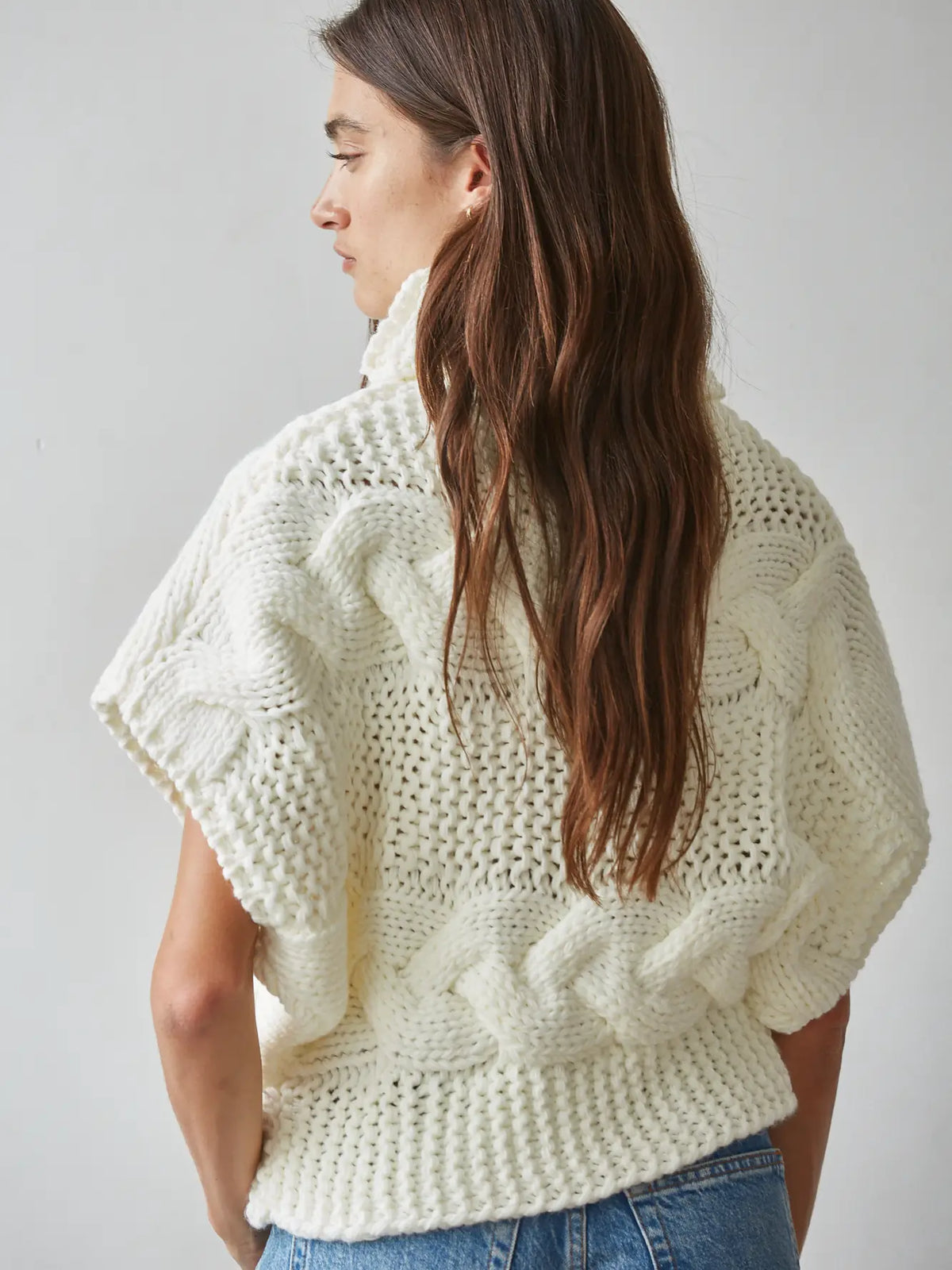 Knit Sweater Cable Knit Turtle Neck Sleeveless Top Ivory