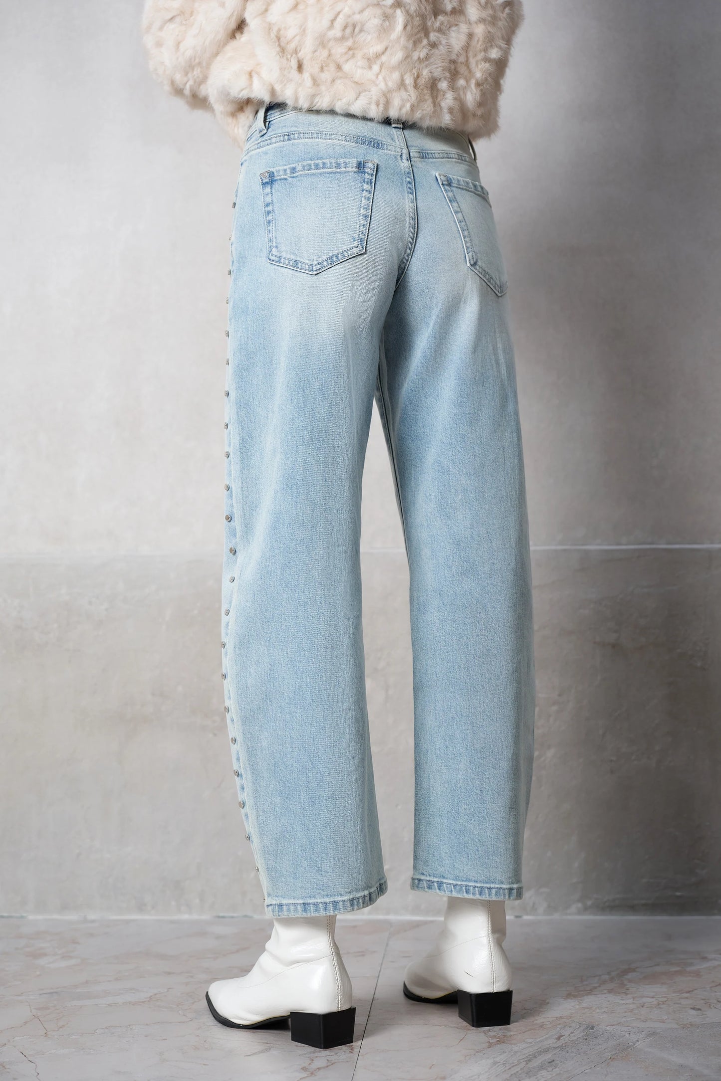 Mid Rise Ankle Studded Barrel Leg Jeans Luminary