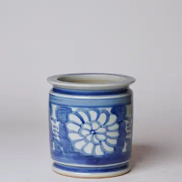 Hand Painted Floral B&W Porcelain Cachepot