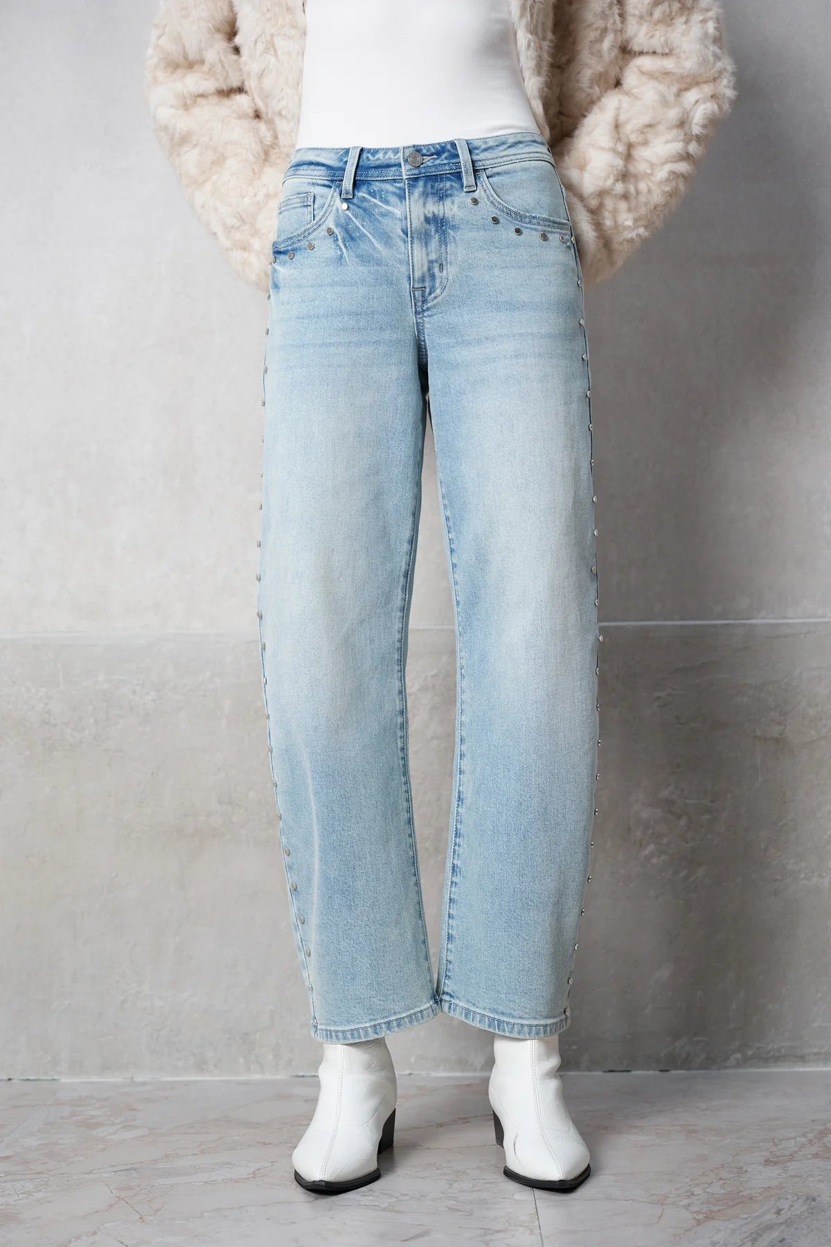 Mid Rise Ankle Studded Barrel Leg Jeans Luminary