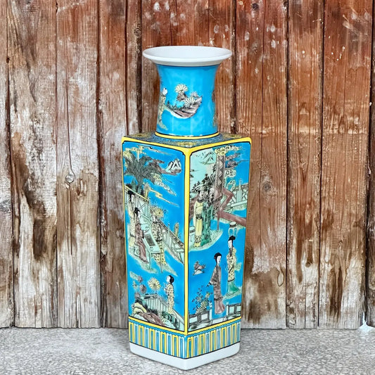 Famille Bleue Court Vignettes Porcelain Mallet Vase