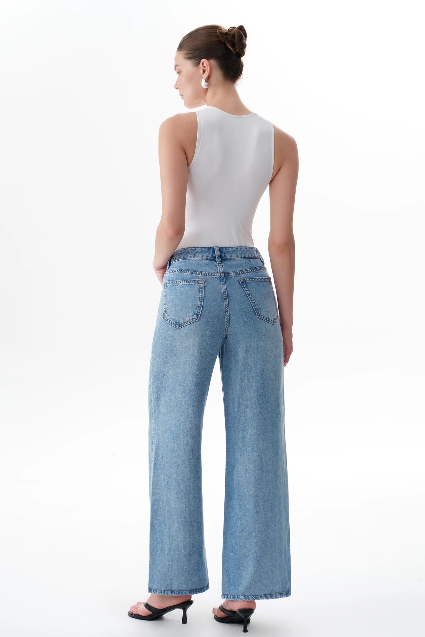 High Rise Wide Leg Jeans Mistral