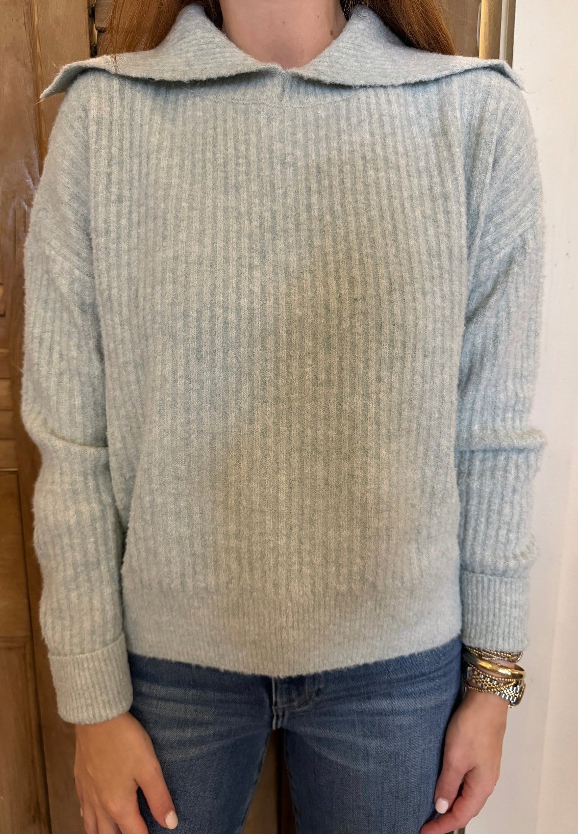 Easy Split Collar Sweater Frost