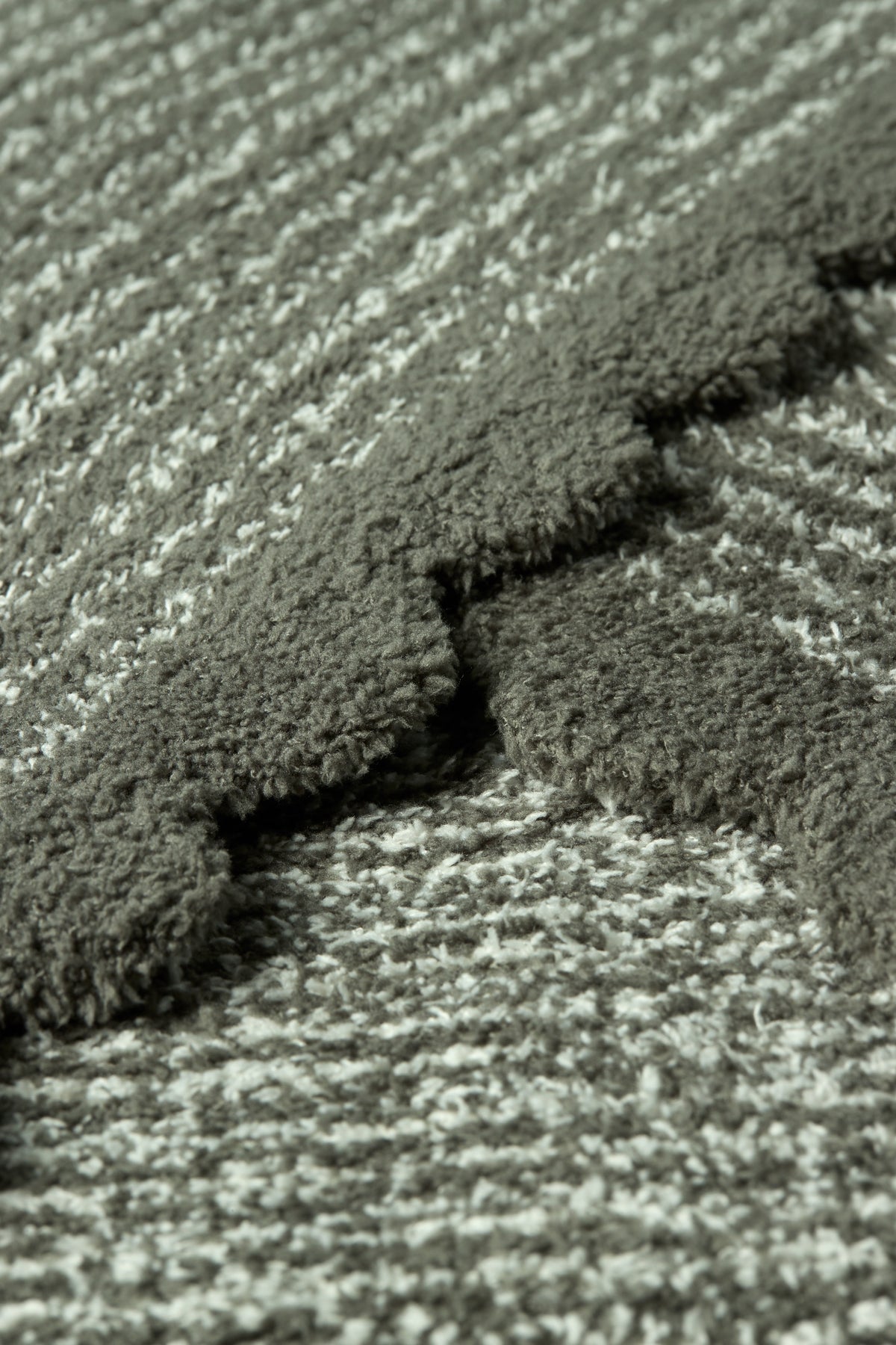 CozyChic® Scallop Stripe Throw Olive Branch Cream