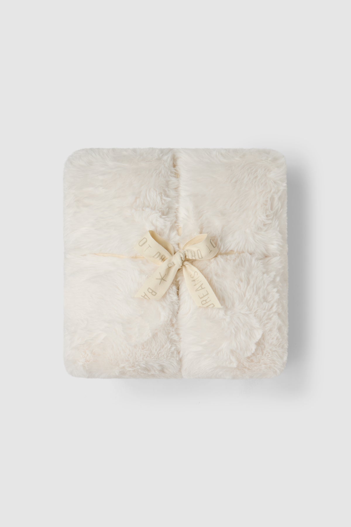 Cloud Faux Fur Throw Cream