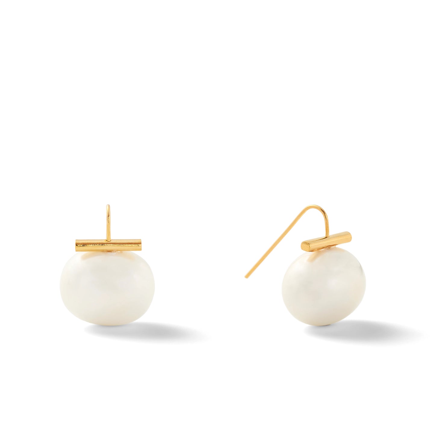 Large Pearl Wire Earring