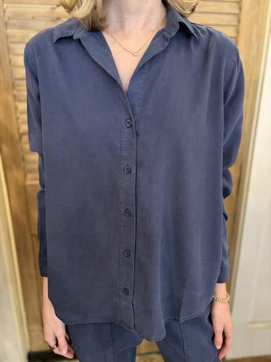 Classic Button Down Midnight Surf