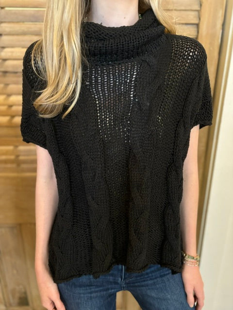Cable Sleeve Chunky Cowl Cotton Black