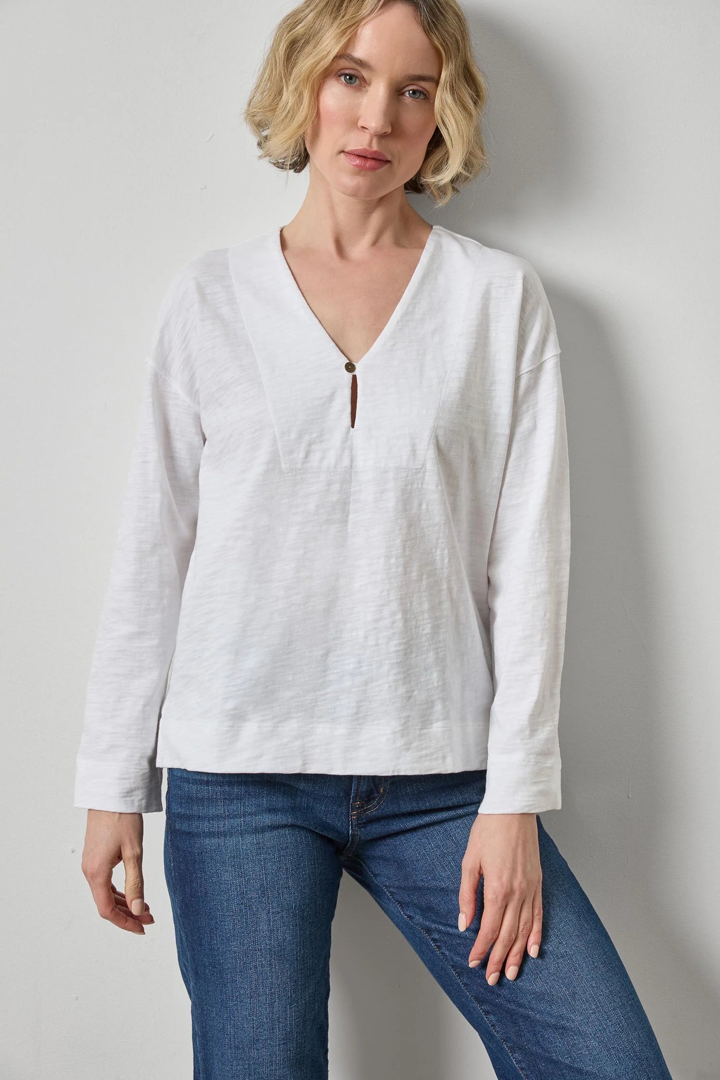 Keyhole Easy Cuffed Tee White