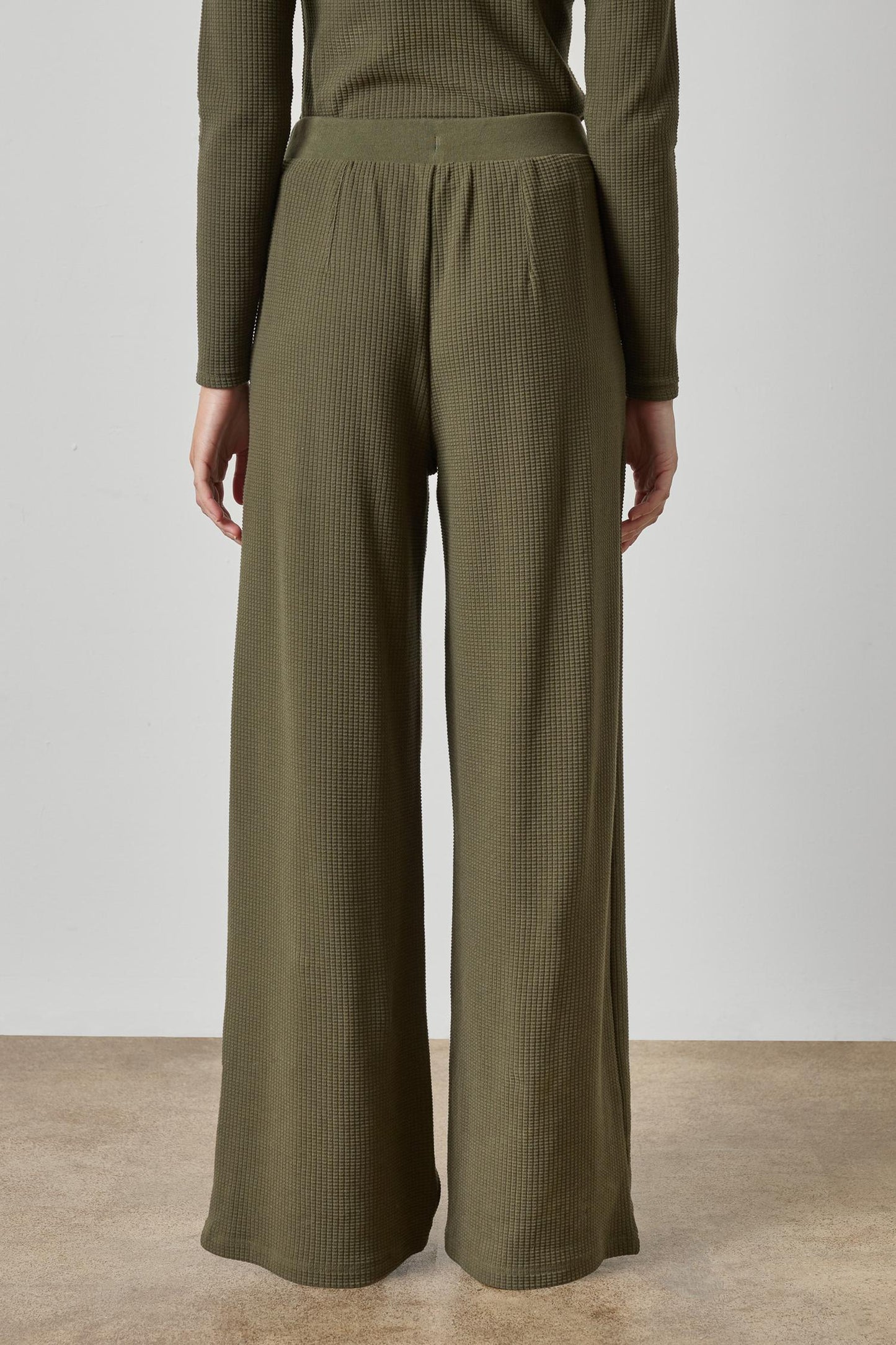 Full Length Pleated Pant Olive