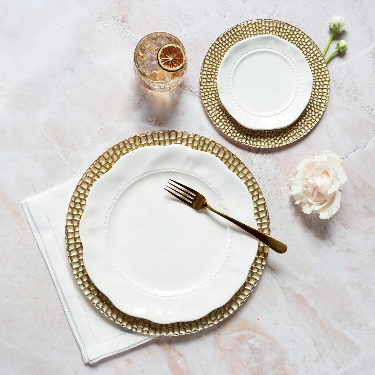 Pelli Glass Ivory Charger