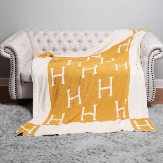 H Cozy Reversible Blanket Yellow