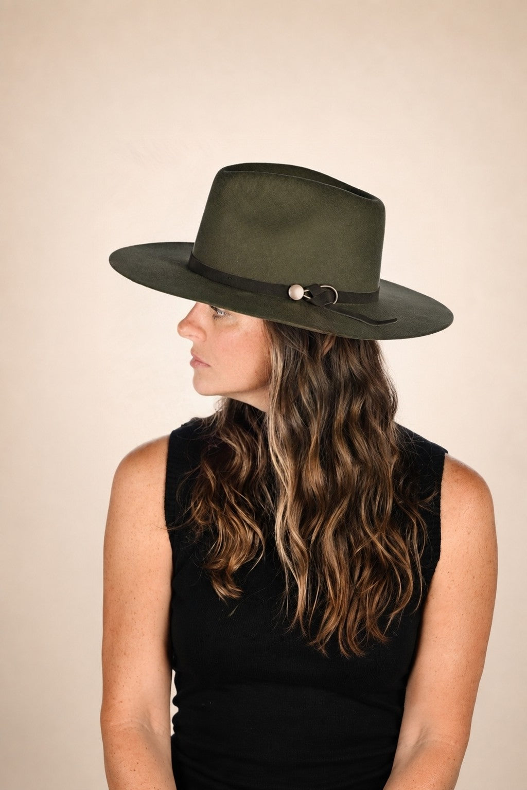 Wool Hat with Leather Band Olive