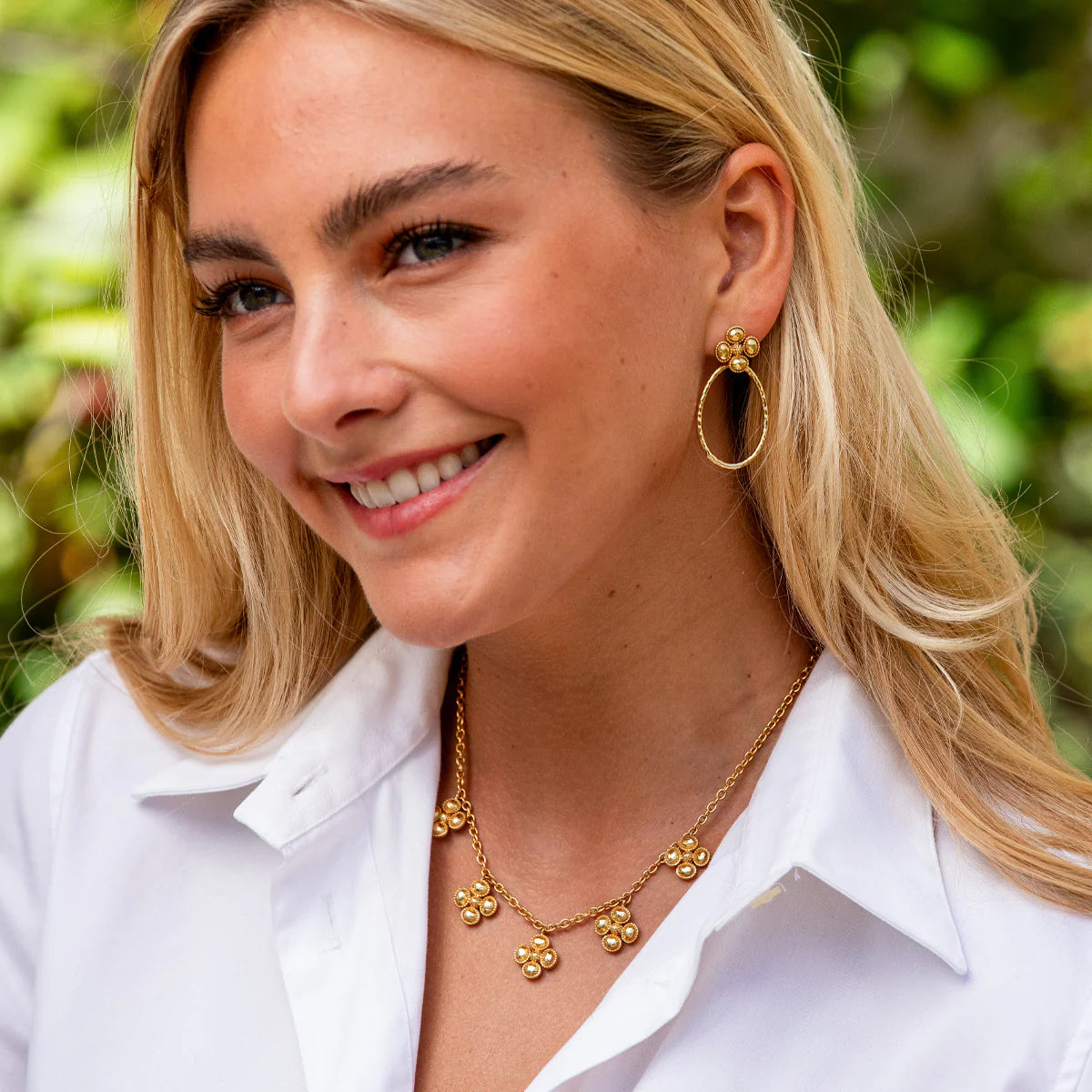 Berry Clover Teardrop Earrings Gold