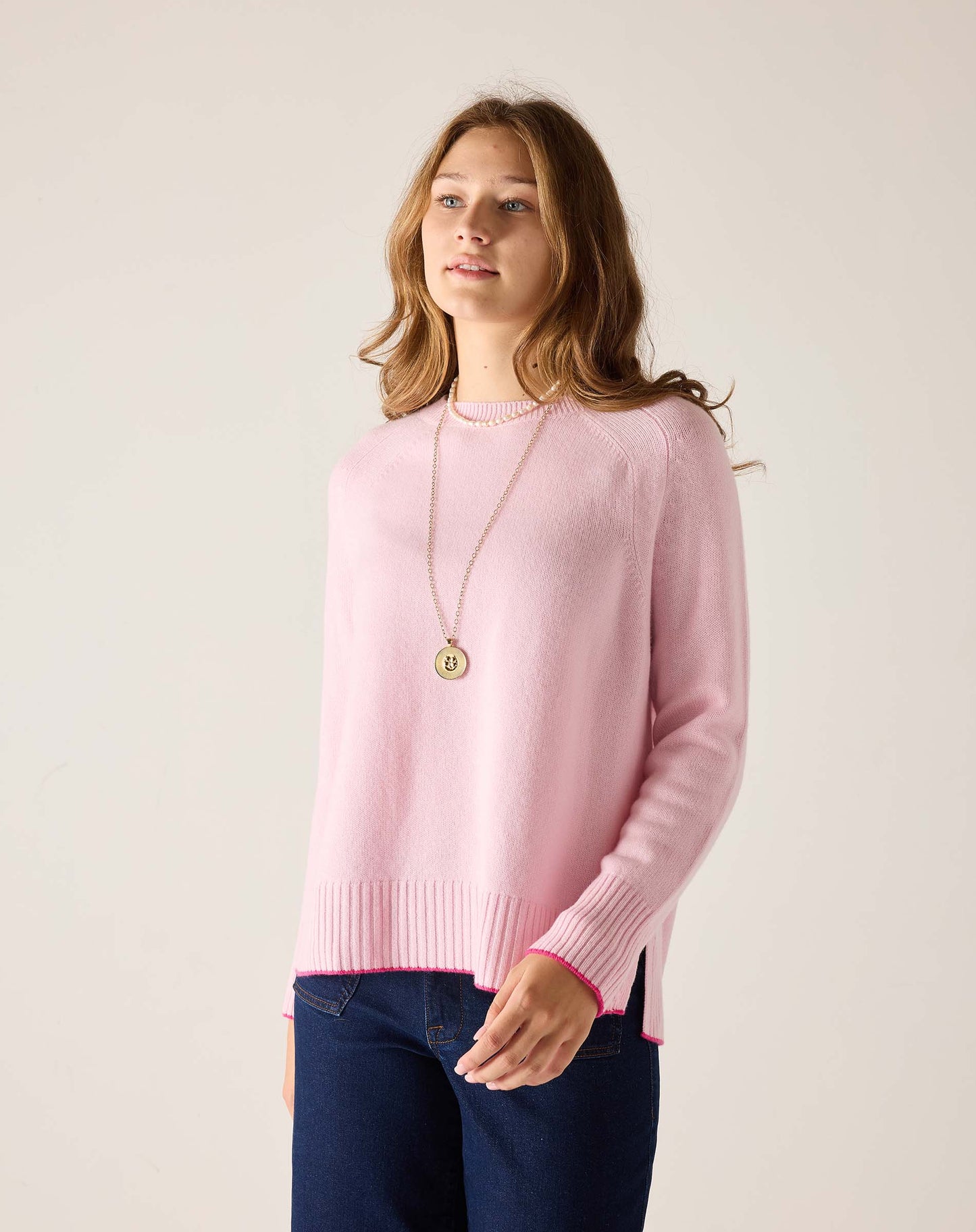 Banff Crewneck Sweater Rosy & Pink Magenta