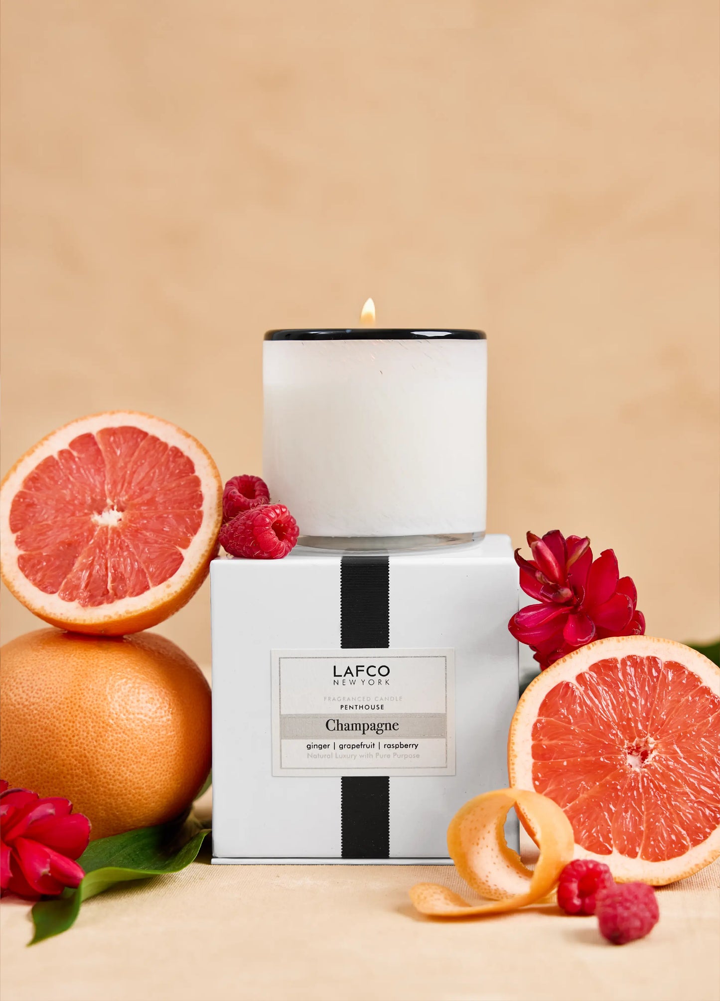 Penthouse Candle Champagne 15.5oz