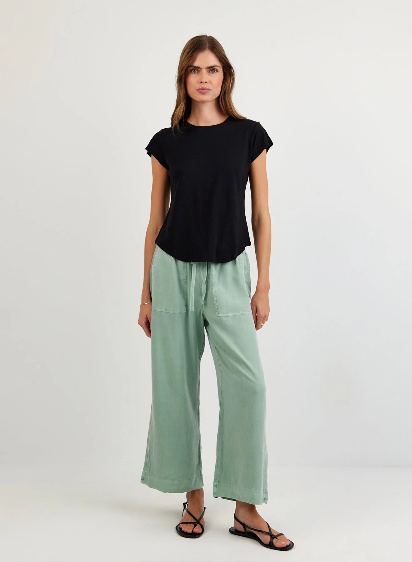 Easy Pocket Wide Leg Crop Oasis Green