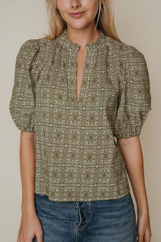 Alix Blouse Olive Tile